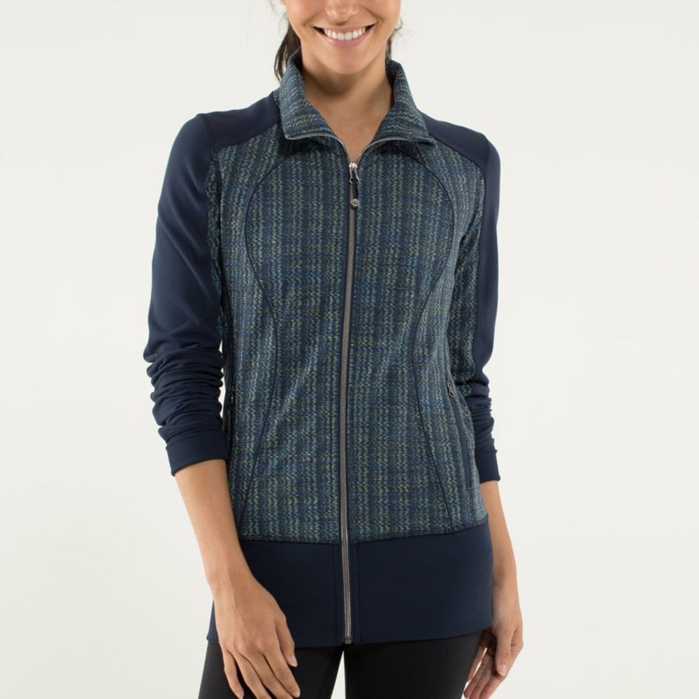 Lululemon nice asana ziggy wee navy jacket
